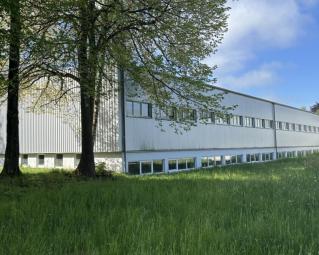 Attraktive Gewerbehallen zw. 675 und 4.990 m² mit top Infrastruktur in Leutkirch zu vermieten Gewerbe mieten 88299 Leutkirch im Allgäu Bild mittel