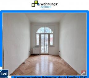 Bald fertig und frisch renoviert! 3 Zimmer, Balkon, Wohnküche, Duschbad! Wohnung mieten 01127 Dresden Bild mittel