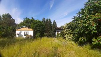 Baugrundstück mit Wochenendhaus unmittelbar an Berliner Stadtgrenze Grundstück kaufen 16356 Ahrensfelde Bild mittel