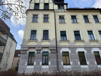 Beliebte Wohngegend, 2-R-Whg. im DG, Balkon und Tageslichtbad! Wohnung mieten 08060 Zwickau Bild mittel
