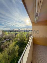 Bergblick vom Balkon / bezugsfrei / 3 Zimmer Dachgeschosswohnung Wohnung kaufen 80933 München Bild mittel