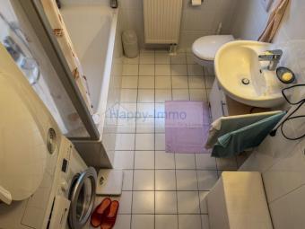 Besichtigung 25.9. - bezugsfreie 2 Zimmerwohnung mit Balkon / EBK / TG und Kfz Stellplatz Wohnung kaufen 85586 Poing Bild mittel