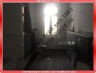 Bezug nach Sanierung - SüdBalkon - 3er WG - Dacheschoß Wohnung mieten 12059 Berlin Bild mittel