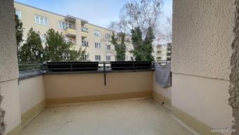 bezugsfrei: 2-Zi.-Wohnung mit Balkon in Zehlendorf Wohnung kaufen 14169 Berlin Bild mittel