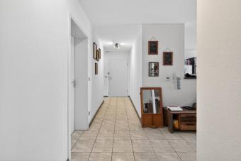 Bezugsfrei: Moderne Wohnung mit Balkon, Einbauküche und Tiefgaragenstellplatz Wohnung kaufen 76461 Muggensturm Bild mittel