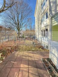 bezugsfreie 2 Zimmerwhg mit Wintergarten, Garten, Hobbyraum, TG und Stellplatz Wohnung kaufen 85586 Poing Bild mittel