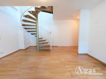 Bezugsfreie Maisonette-Wohnung mit Fahrstuhl im 2. Hinterhof in Berlin-Mitte Wohnung kaufen 10115 Berlin Bild mittel