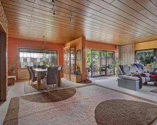 Bezugsfreier Bungalow mit Einliegerwohnung auf sonnigem Grundstück in Ratingen-Hösel Haus kaufen 40883 Ratingen Bild mittel