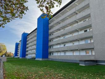 BONN- AUERBERG, Kapitalanlage, vermietete schöne Zweizimmerwohnung, ca. 67 m² Wfl. mit großem Balkon Wohnung kaufen 53117 Bonn Bild mittel