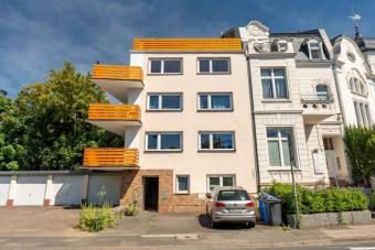 Bonn-Südstadt: 4 Zimmer mit Balkon – selbst einziehen oder clever als WG vermieten Wohnung kaufen 53113 Bonn Bild mittel