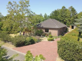 Bungalow, schönes Grundstück in Hude / Schwabstedt. Ruhig im wunderschönen Treenetal. Haus kaufen 25876 Hude Bild mittel