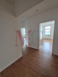 Charmante Wohnung mit Potenzial zu verkaufen! Wohnung kaufen 26382 Wilhelmshaven Bild mittel