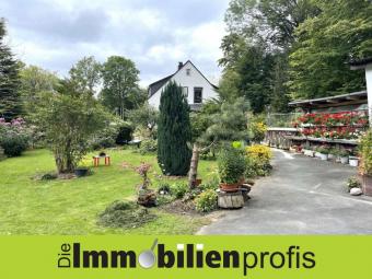 Charmantes 1-2 Familienhaus umgeben von Naturidylle in Geroldsgrün Haus kaufen 95179 Geroldsgrün Bild mittel