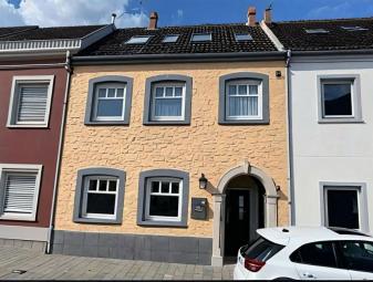 Charmantes Reihenhaus in Triftern Haus kaufen 84371 Triftern Bild mittel