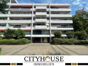 CITYHOUSE: Großzügige 4-Zimmer-Wohnung mit 2 Balkonen und TG-Stellplatz in Köln-Junkersdorf Wohnung mieten 50858 Köln Bild mittel