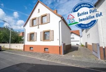 DIETZ: 2-FH mit Nebengebäude, Keller und Hofbereich in Rodgau-Weiskirchen! WEG-Teilung! Haus kaufen 63110 Rodgau Bild mittel