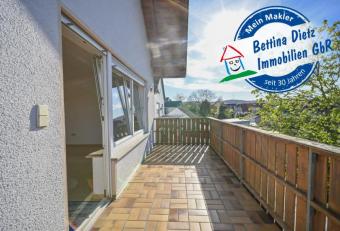 DIETZ: Erstbezug nach Sanierung! Modernisierte 4 Zimmer-Wohnung im ersten OG - 2 Balkone + Garage Wohnung mieten 64850 Schaafheim Bild mittel