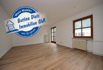 DIETZ: Neu-renovierte 1-Zimmer-Wohnung mit Balkon, Einbauküche, optionale Garage in Heigenbrücken! Wohnung mieten 63869 Heigenbrücken Bild mittel