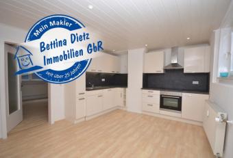 DIETZ: Neu renovierte 2-Zimmer-Erdgeschosswohnung mit Einbauküche nur 20m von der Römerstraße! Wohnung mieten 63785 Obernburg am Main Bild mittel