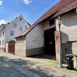 Dreifamilienhaus mit Doppelgarage u. Scheune für Anpacker oder Investoren Haus kaufen 75015 Bretten Bild mittel