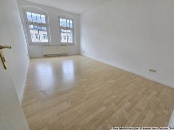EBK möglich - attraktive 2-Raum-Wohnung, 63 m², Balkon ins Grüne, ruhige Lage + Stellplatz + Lift Wohnung mieten 09112 Chemnitz Bild mittel