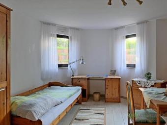 (EF0808_M) Jena: Rothenstein, preiswertes möbliertes Souterrain-Apartment an Wochenendheimfahrer, Freisitz Wohnung mieten 07751 Rothenstein Bild mittel
