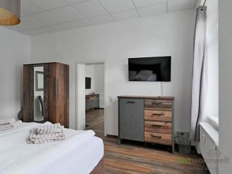(EF0893_M) Weimar: Westvorstadt, zentrumsnahe, modern möblierte 2-Zimmer-Wohnung mit WLAN und PKW-Stellplatz, Stadtvilla Wohnung mieten 99423 Weimar Bild mittel
