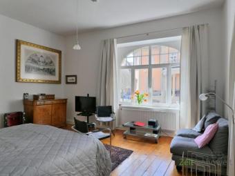 (EF1255_M) Weimar: Westvorstadt, zentrumsnahes möbliertes Apartment in ruhiger Seitenstraße, Service inklusive Wohnung mieten 99423 Weimar Bild mittel