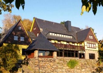 Ehem. Parkhotel mit 19 Zimmern + viele Extras + herrlicher Fernblick; Denkmalschutz Gewerbe kaufen 08140 Schwarzenberg Bild mittel
