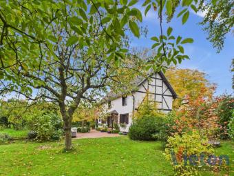 Einfamilienhaus im Cottage-Stil in Schleiden-Broich mit angrenzendem Baugrundstück Haus kaufen 53937 Schleiden Bild mittel