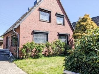 Einfamilienhaus mit Ausbaupotential auf großem Grundstück zu verkaufen Haus kaufen 25462 Rellingen Bild mittel