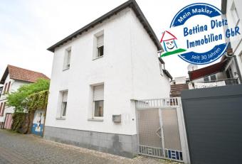 Einfamilienhaus mit Balkon in unmittelbarer Nähe der Dieburger Fußgängerzone! Haus kaufen 64807 Dieburg Bild mittel
