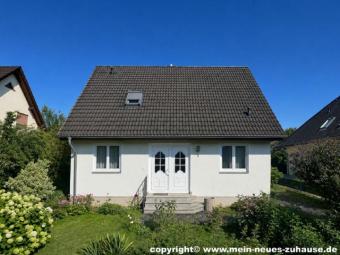 Einfamilienhaus mit Einliegerwohnung in ruhiger Lage - Eigennutzung mit Vermietungspotential! Haus kaufen 03051 Cottbus Bild mittel