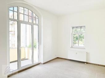 ***EINZIEHEN, WOHLFÜHLEN & ZU HAUSE SEIN*** – 2,5-Zimmer-Wohnung mit großem Balkon im Zentrum von Riesa Wohnung mieten 01587 Riesa Bild mittel