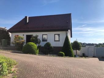 Einzigartiges Anwesen; Arbeiten und Leben umringt von Bäumen und Pflanzen. Mischgebiet -Gewerbebetriebe "aller Art" zulässig Haus kaufen 75015 Bretten Bild mittel
