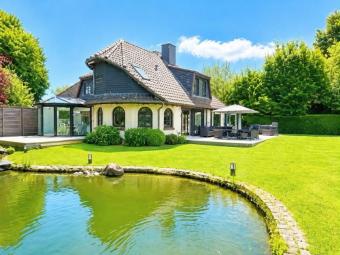 Elegantes Villenanwesen in ruhiger Sackgassenlage mit luxuriöser Ausstattung in Heide Haus kaufen 25746 Heide Bild mittel