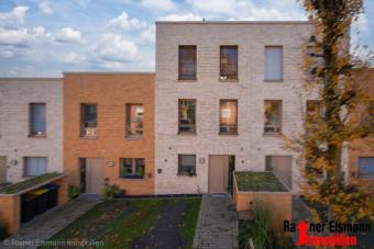 Emmerich: Reihenmittel-Passivhaus in Klimaschutzsiedlung in zentraler Lage Haus kaufen 46446 Emmerich am Rhein Bild mittel