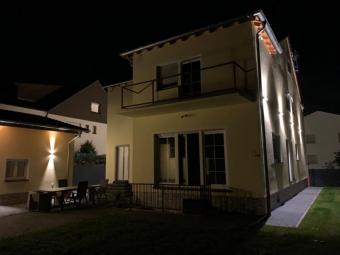 Energetisch saniertes Zweifamilienhaus - Garten, Garage, Terrasse, ruhige Lage - Heizung von 2018 Haus kaufen 63512 Hainburg Bild mittel