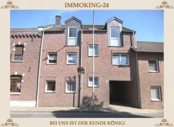 ++ ENERGIEEFFIZIENTES DREIFAMILIENHAUS + TOP AUSSTATTUNG + 3 CARPORTS IN GUTER LAGE!! ++ Haus kaufen 52531 Übach-Palenberg Bild mittel
