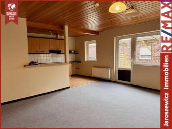 Erdgeschoss- und Obergeschosswohnung in zentraler Lage von Weener Wohnung mieten 26826 Weener Bild mittel