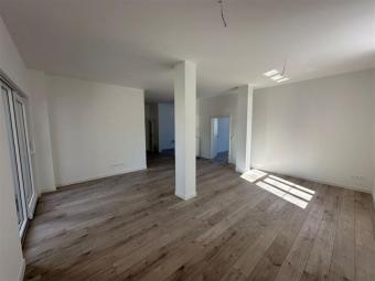 Erstbezug nach San.! Große 5-Zimmer Loft mit Wa., Du. und Riesenloggia in ruhiger Lage! EBK mgl. Wohnung mieten 09235 Burkhardtsdorf Bild mittel