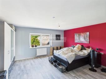 Etagenwohnung in St. Ingbert zu verkaufen. Wohnung kaufen 66386 St. Ingbert Bild mittel