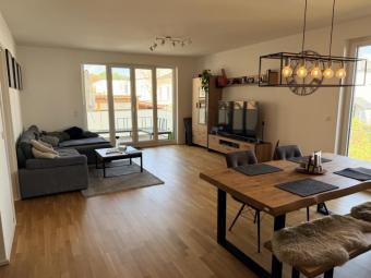 EUPORA® Immobilien: Schöne Wohnung mit Balkon in Kirchheimbolanden am Schloßgarten. Wohnung mieten 67292 Kirchheimbolanden Bild mittel