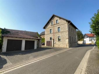 EUPORA® Immobilien: Winzerhof mit Innenhof, Weinkeller und Scheune in Essenheim. Haus kaufen 55270 Essenheim Bild mittel