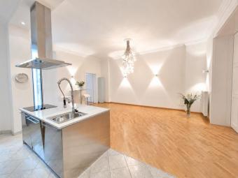 Exklusive Etagenwohnung in Toplage im Herzen von Berlin-Mitte Wohnung kaufen 10178 Berlin Bild mittel