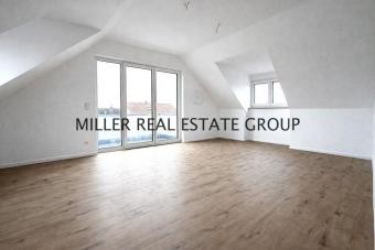 Exklusive Neubau-Dachgeschosswohnung in Ingolstadt-Unterhaunstadt - 116 m², 2 Einheiten, KfW 55, ideal für Eigennutzer & Kapitalanleger! Wohnung kaufen 85055 Ingolstadt Bild mittel