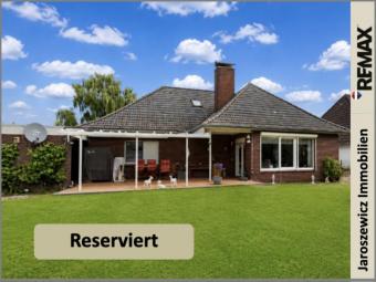 Familienfreundlich & seniorengerecht: Großzügiges Haus mit Garten und 2 Garagen Haus kaufen 26723 Emden Bild mittel