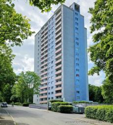 Familienfreundliche 4,5-Zimmerwohnung mit Weitblick in RT-Sondelfingen Wohnung kaufen 72766 Reutlingen Bild mittel