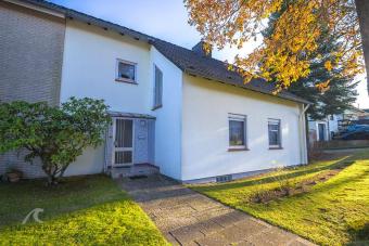 Familienfreundliche Doppelhaushälfte mit großem Grundstück und atemberaubendem Weitblick Haus kaufen 42399 Wuppertal Bild mittel