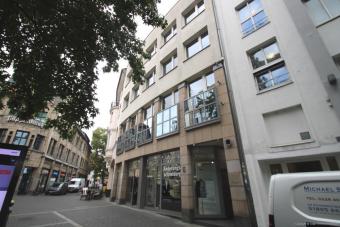 Frisch sanierte 3-Zimmer-Wohnung mit Balkon und Münsterblick in Bonn-Zentrum/Fußgängerzone Wohnung mieten 53111 Bonn Bild mittel